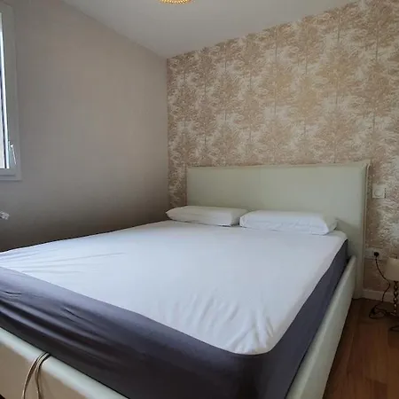 Beau 5 Pers, Proche De Toutes Commodites Apartamento Loudenvielle