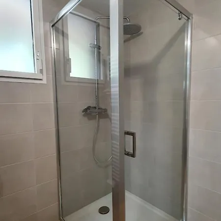 Beau 5 Pers, Proche De Toutes Commodites Апартаменты *