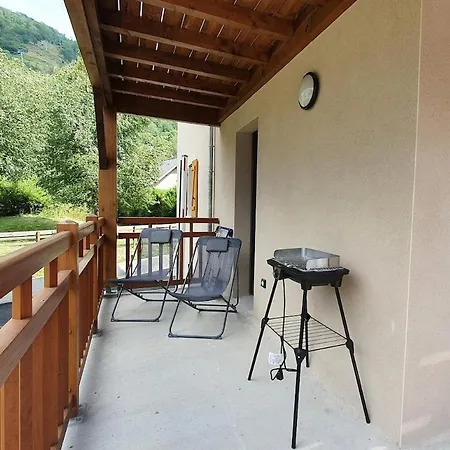 Beau 5 Pers, Proche De Toutes Commodites Apartman *